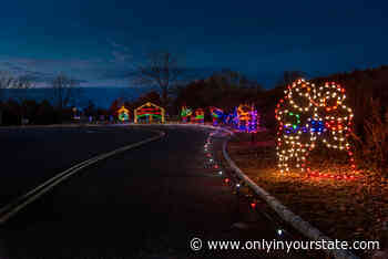This Mile Long Drive-By Christmas Lights Display In Rhode Island Will Make Your Holiday Season Magical - Only In Your State