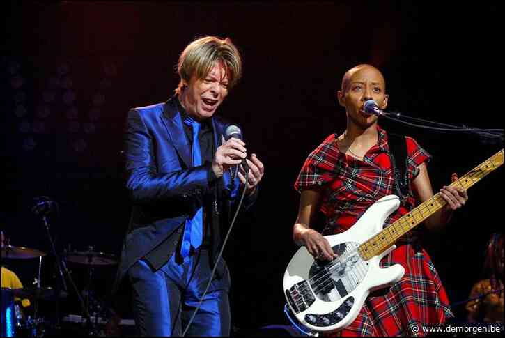 Bowies bassiste: ‘Ik krijg nog altijd kippenvel als ik me de momenten herinner met hem in de studio’