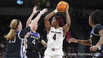 Boston leads No. 1 South Carolina to 65-44 win over Wildcats
