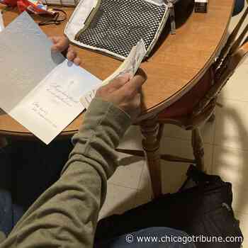 Column: Anonymous gift a holiday blessing for Aurora grandfather in need - Chicago Tribune