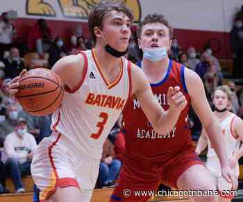 Boys basketball notes: Sean Kavanaugh embraces leadership role for Marmion. East Aurora cancels games due to COVID-19 mitigations. - Chicago Tribune
