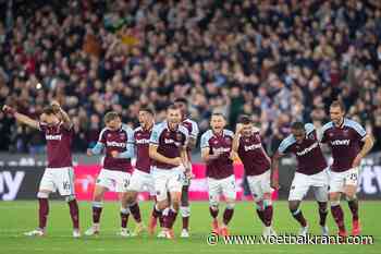 West Ham wint en stunt zo tegen Chelsea in de Londense derby