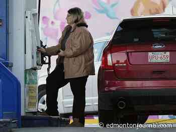Gas prices in Edmonton hold firm while Eastern Canada enjoys discount at the pumps