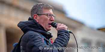 Hitlergruß bei Querdenker-Demo: Polizist und Bundestagskandidat aus Kreis Hildesheim verurteilt - www.hildesheimer-allgemeine.de