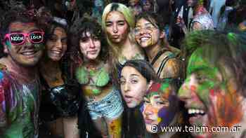 Regresó la tradicional 'pintada' de los estudiantes del Nacional Buenos Aires - Télam