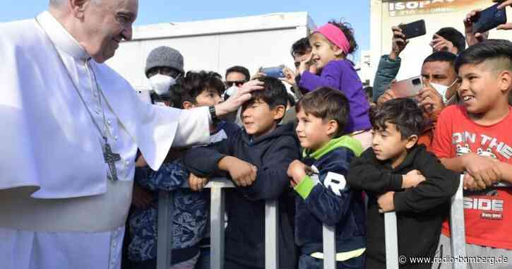 Papst Franziskus in Migrantenlager auf Lesbos