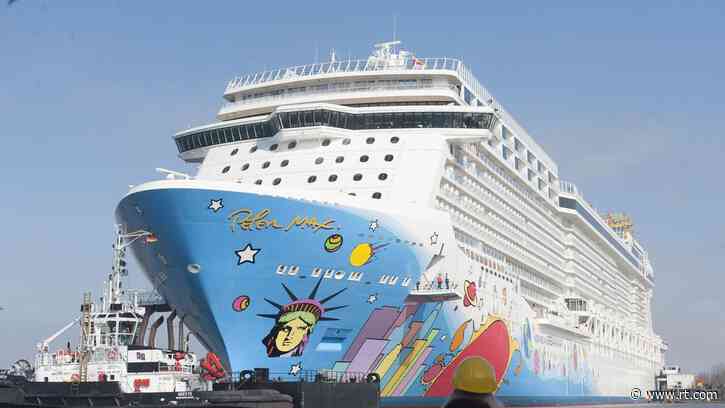 Covid outbreak on cruise ship with over 3,000 passengers