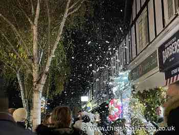 Carshalton Beeches Yulefest by Khalila Bouali, Greenshaw