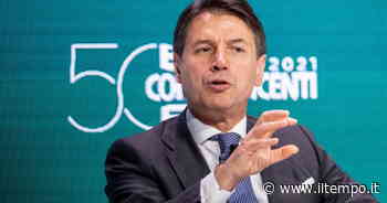 Giuseppe Conte si smarca da Marco Travaglio e loda Silvio Berlusconi disarmando gli anti-Cav - Il Tempo