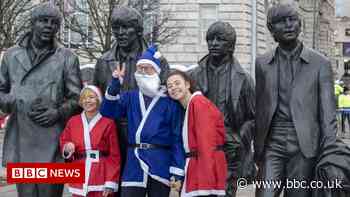 Liverpool Santa Dash: Thousands take part as event returns