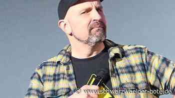 Dodokay in Calw - Comedian zeigt, Riesenparty geht trotz Corona - Schwarzwälder Bote