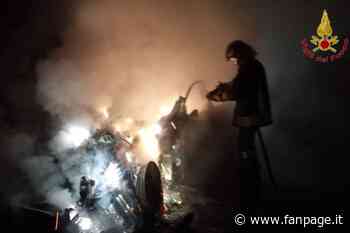 A fuoco l’auto del presidente del consiglio comunale di Solofra: “Se doloso non c’è giustificazione” - Fanpage