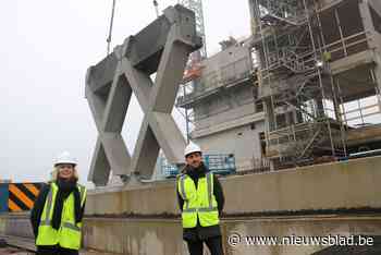 Betonnen kruisen vormen gevel van parking Keerdok die in najaar 2022 opent