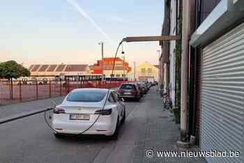 Deelnemers gezocht voor proefproject met opvallende laadpalen aan woningen