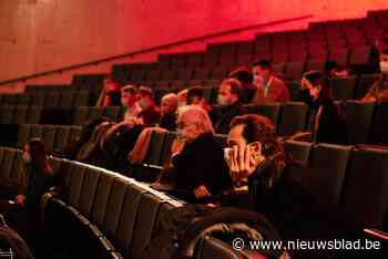 Bioscoopuitbaters stellen onaangekondigde anderhalvemeterregel aan de kaak: “Dit krijg je toch niet uitgelegd?”