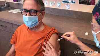 Everything you need to know about COVID-19 in Alberta on Monday, Dec. 6