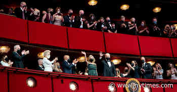 A Kennedy Center Honors With the Presidential Box Used as Intended