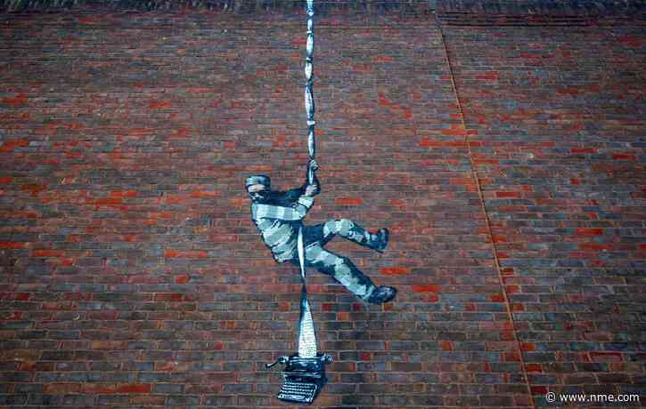 Banksy pledges to help save Reading Jail
