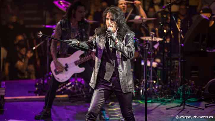 Alice Cooper to perform in Calgary in April with Buckcherry