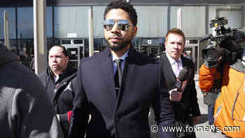 Jussie Smollett may have to testify to convince the jury of his case, legal experts say