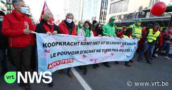 Duizenden vakbondsmilitanten betogen in Brussel voor koopkracht - VRT NWS