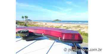 BARRACO: PM é chamada em condomínio de Imbituba por moradores que são importunados por vizinha que, segundo eles, só arruma confusão - Portal AHora