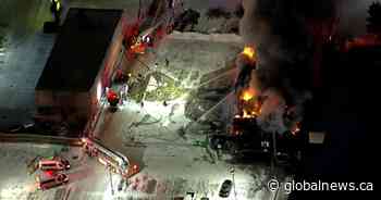 1 person in custody after suspicious blaze at south Calgary restaurant