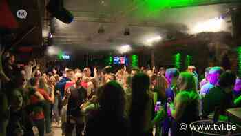 Café Café in Hasselt en discotheek Mac Queen in Borgloon testen met zelftesten - TV Limburg