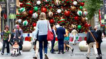 Christmas cash splash expected as Australians raid COVID-19 savings