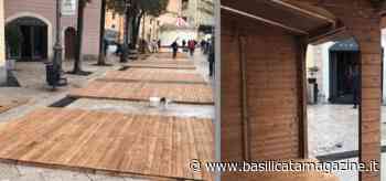 Mercatino di Natale in piazza Vittorio Veneto a Matera: braccio di ferro tra commercianti e Comune - Basilicata Magazine