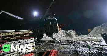 Scheepvaart op het Albertkanaal in Beringen verstoord door omgevallen kraan - VRT NWS