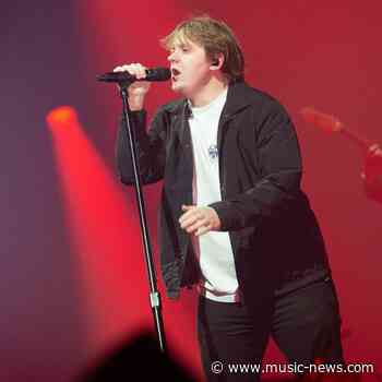 Lewis Capaldi paid 'six-figure sum' to play Abu Dhabi Grand Prix 2021