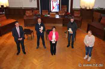 Rathaus Giengen: Verwaltung verabschiedet langjährige Mitarbeiter in den Ruhestand - Heidenheimer Zeitung