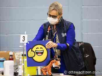 COVID-19: More vaccinations and restrictions needed, science table says; 928 new cases in Ontario