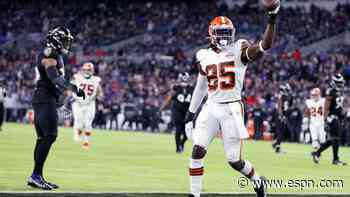 Browns place tight end Njoku on COVID-19 list