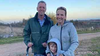 Sask. family stuck in quarantine hotel for days despite negative COVID tests