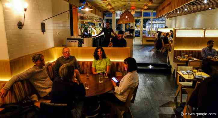 Restaurant Industry Frustrated With De Blasio's New Vaccine Mandate: "Clearly Wasn't Thought Through" - Gothamist