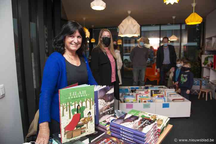 Jeugdschrijfster Kristien (67) stelt twee nieuwe boeken voor