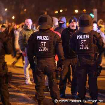 Warnung vor Hass und Gewalt bei den Corona-Protesten - radioeuskirchen.de