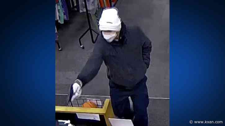 At least 1 hurt in Killeen mall shooting, police haven't found gunman yet