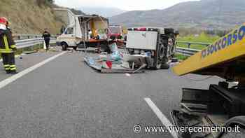 Schianto contro il mezzo fermo per i lavori: interviene l'eliambulanza - Vivere Camerino