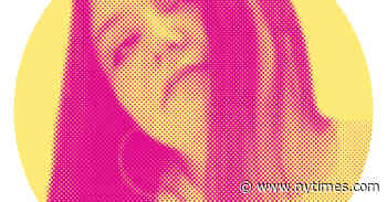 Meg Stalter Rejoices With Dolly Parton and a Loyal Chihuahua