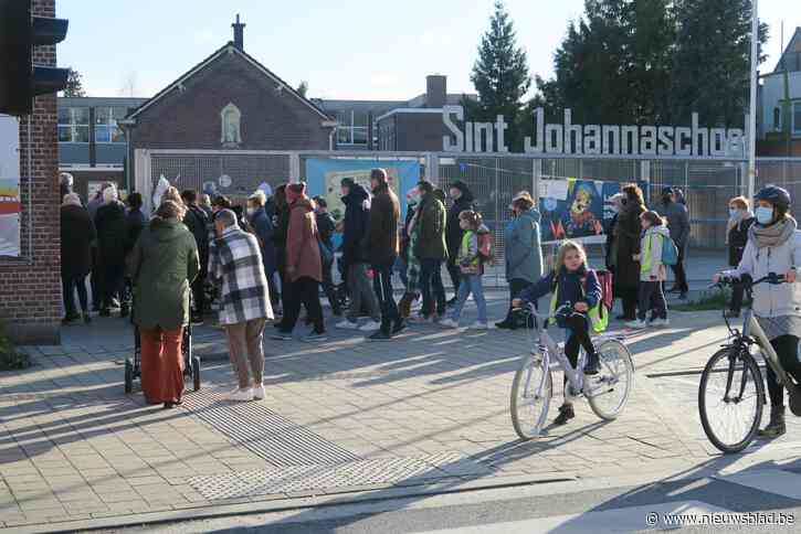 Bedreigingen tegen scholen in Wommelgem vanwege mondmaskerplicht: politie houdt toezicht aan schoolpoorten