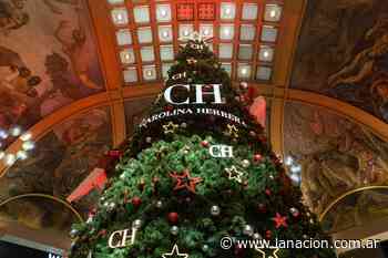 Se inauguró el árbol de Navidad más emblemático de Buenos Aires - LA NACION