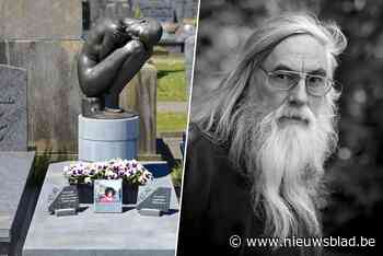 Dieven stelen loodzwaar bronzen beeld dat kunstenaar Irénée voor zijn overleden vrouw maakte: “Ze moeten een kraan gebruikt hebben” - Het Nieuwsblad