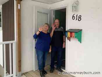 Retired Comp Teachers 'Kinger' & Brenda Thank Weyburn for the Memories - DiscoverWeyburn.com