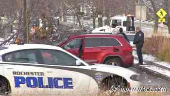 Rochester Police: Man in custody after crash, foot chase