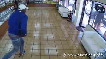 Surveillance Captures Thieves Stealing $62K Gold Chain From West Miami Jewelry Store
