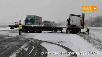Erste Bilanz der Polizei: Schnee sorgt für Unfälle mit Verletzten und B10-Sperrung
