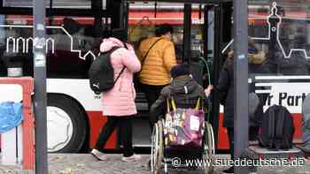 Dachau: Wie der MVV 3G in Bussen kontrolliert - Süddeutsche Zeitung - SZ.de